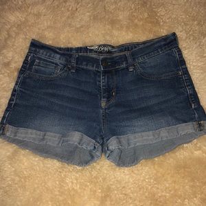 Old Navy- Boyfriend Jean Shorts